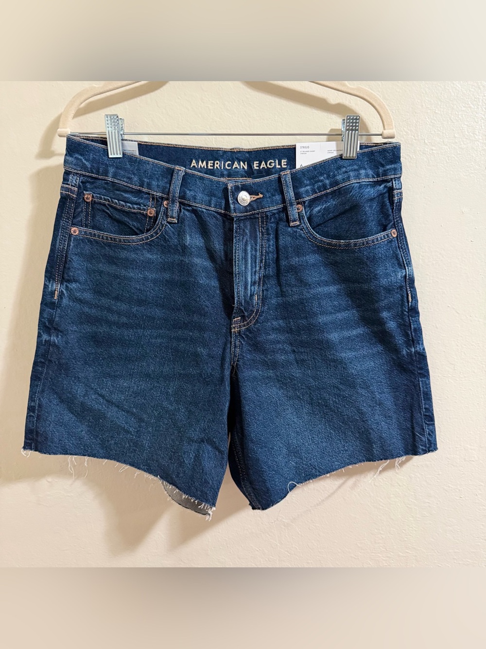 American Eagle NWT 6” relaxed short super high rise dark wash jean short 28w
